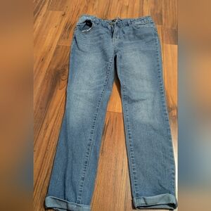 Stylish Blue Boyfriend Jeans for Women